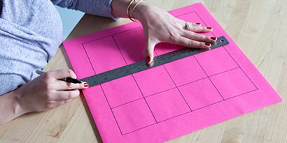 Draw a chart on the Post-it® Big Pad